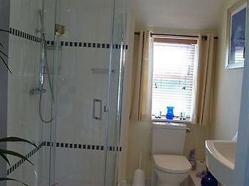 Grove House B And B سوليهال المظهر الخارجي الصورة
