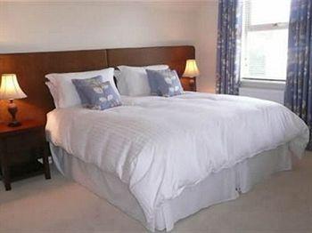 Grove House B And B سوليهال المظهر الخارجي الصورة